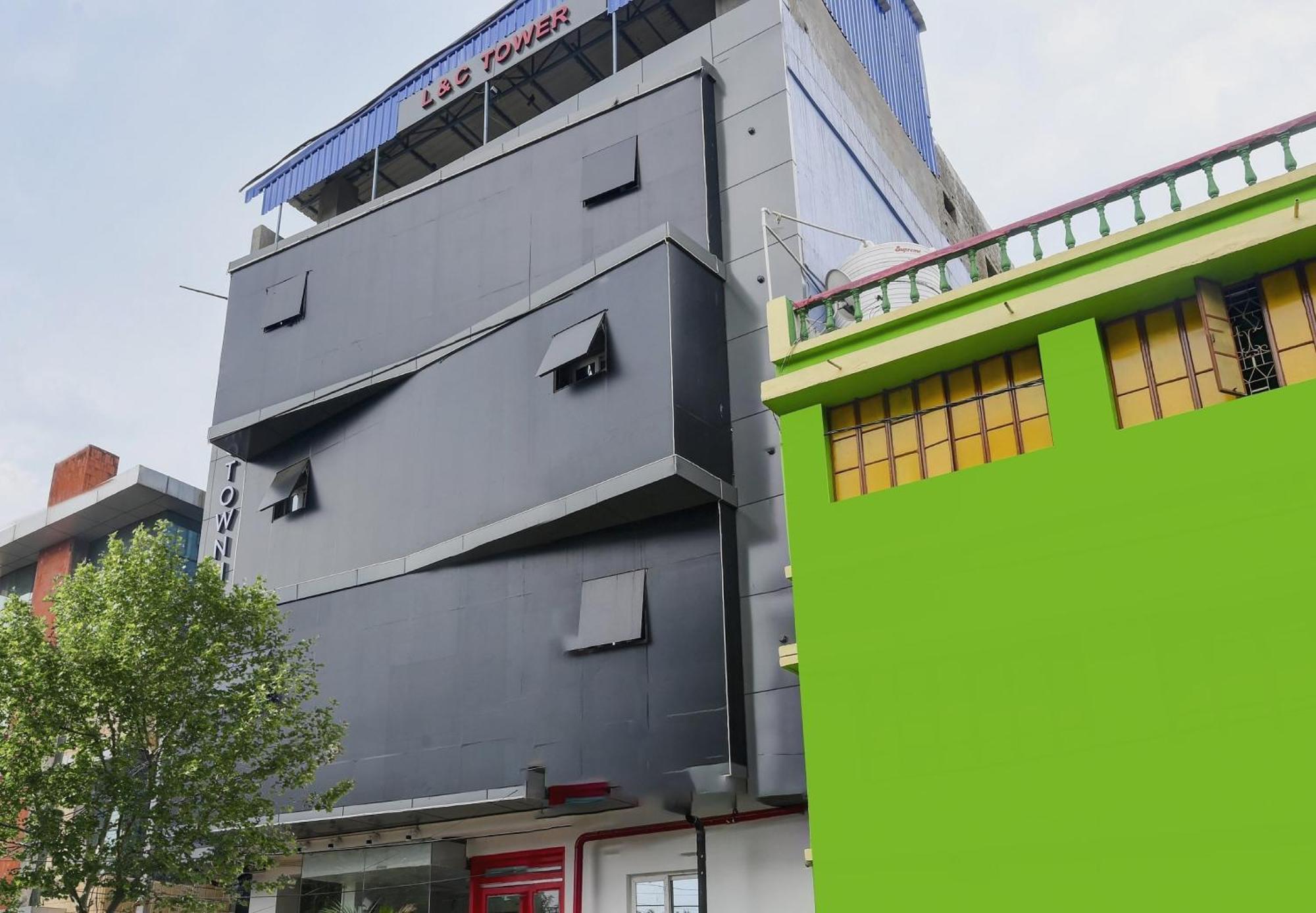Super Town House Hi5 Aditya International Bhubaneswar Exterior photo