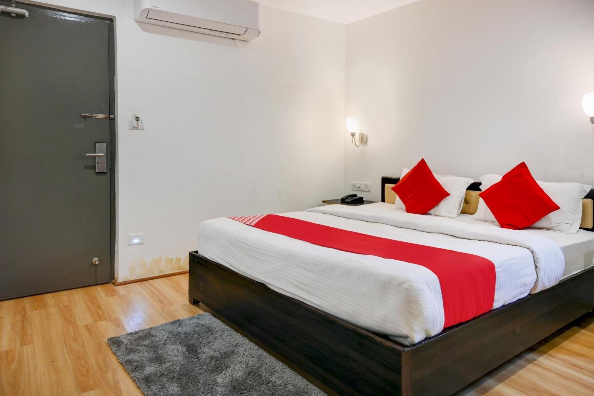 Super Town House Hi5 Aditya International Bhubaneswar Exterior photo